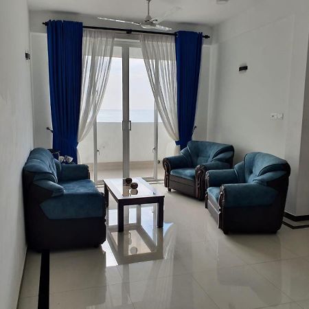 New 2 Bedroom Apartment, 100M Away From The Beach Dehiwala-Mount Lavinia Exterior foto