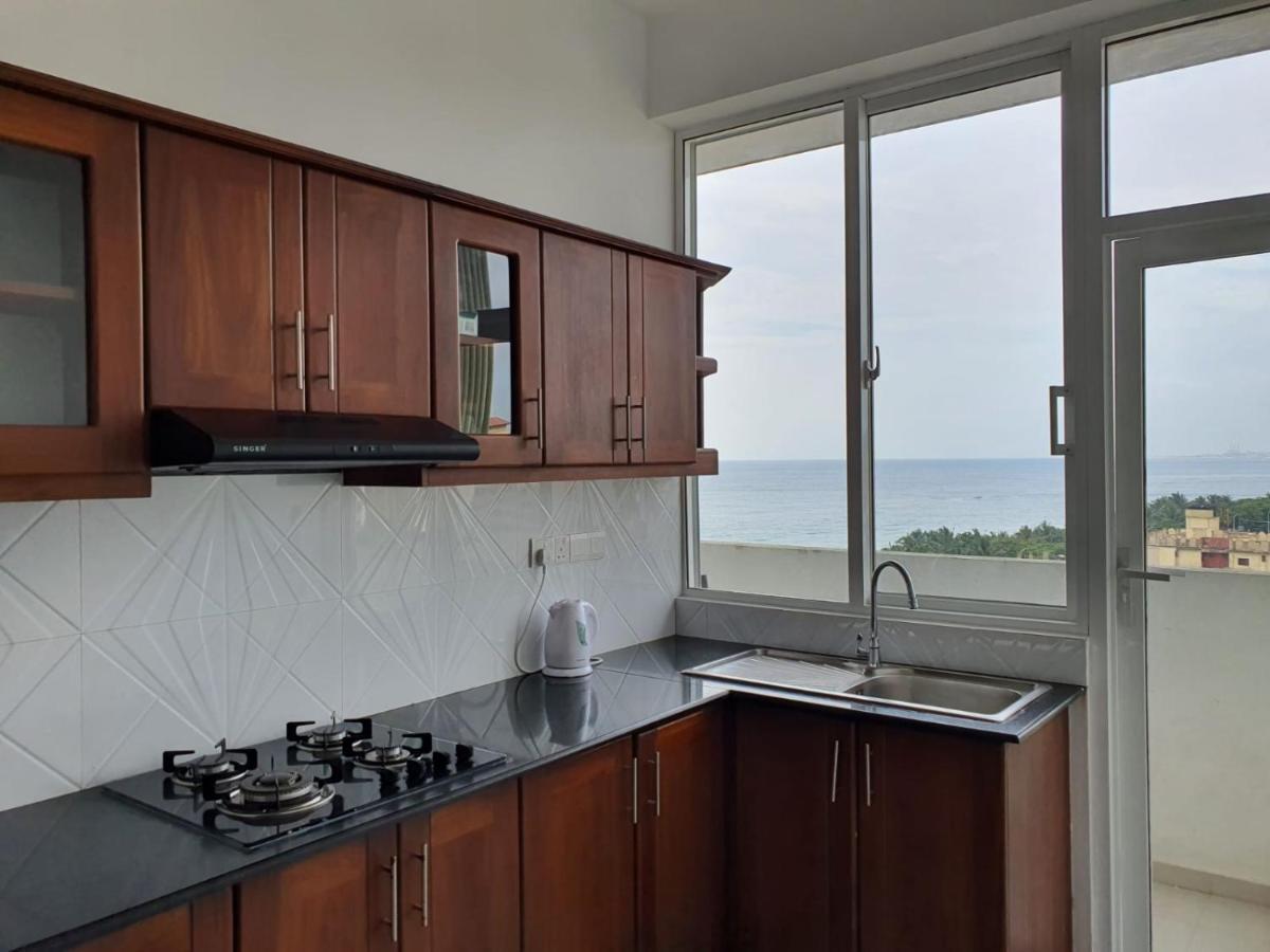 New 2 Bedroom Apartment, 100M Away From The Beach Dehiwala-Mount Lavinia Exterior foto