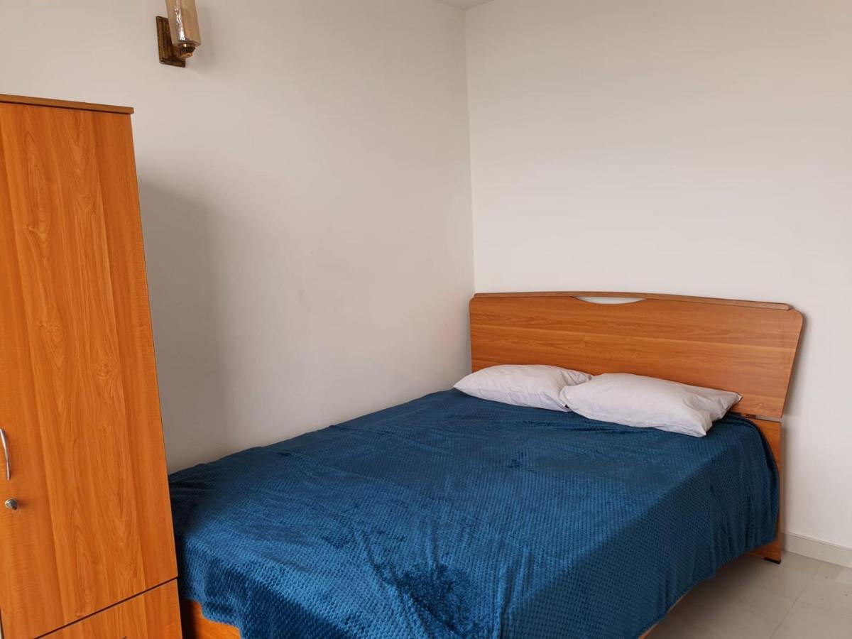 New 2 Bedroom Apartment, 100M Away From The Beach Dehiwala-Mount Lavinia Exterior foto